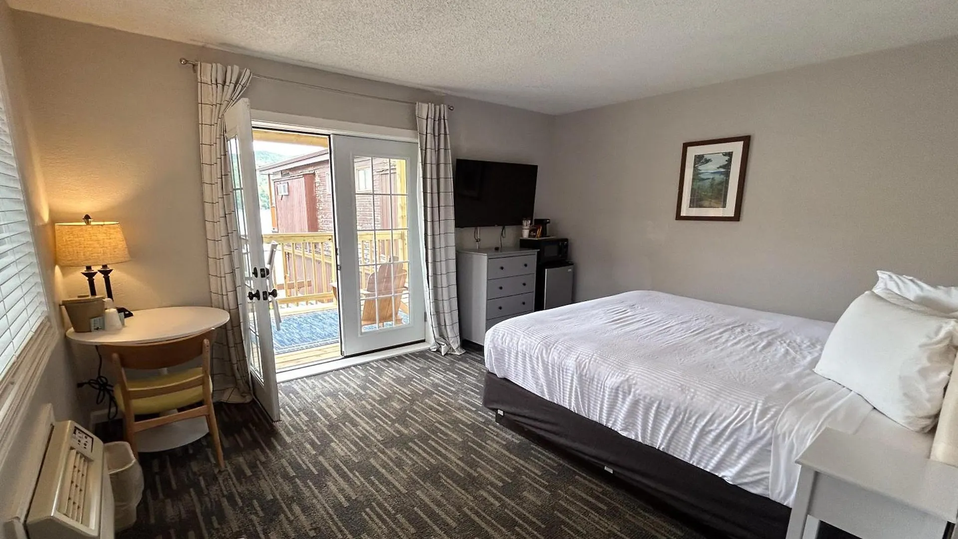 6 Cheap Hotels Close to Skateland Entertainment Ctr, Queensbury